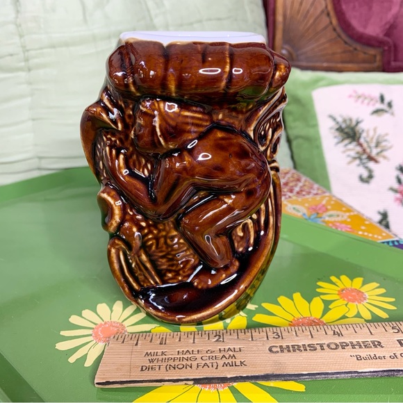 Hawaiian Tiki Surfer Cup - Picture 3 of 7